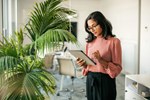 How Business Women Can Style Fast Fashion and Still Look Classy